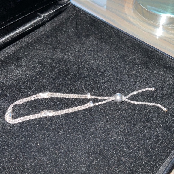 ADJUSTABLE INFINITY SLIDE BRACELET. 925 STERLING SILVER. VERY PRETTY! - Picture 2 of 4